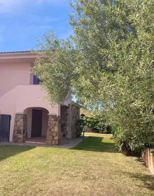 Giardino di ISS Travel, Le Carrube two bedrooms apartments with air conditioning