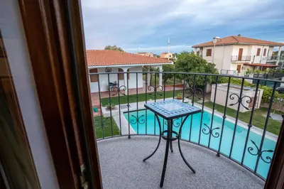 Piscina di Domus meravizosas o nelle vicinanze