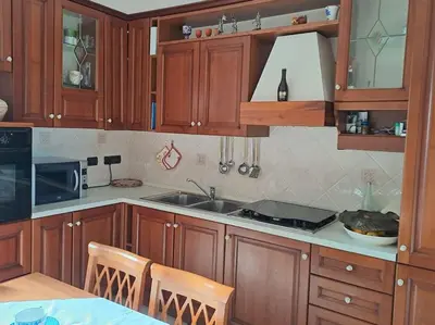Cucina o angolo cottura di S'Altura, dall'alto di Nuoro
