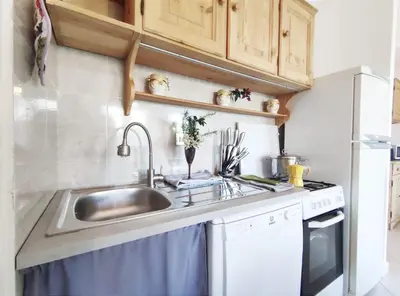 Cucina o angolo cottura di Alba Apartment - San Teodoro