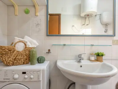 Bagno di Apartment D4 - G1 - Baia de Bahas by Interhome