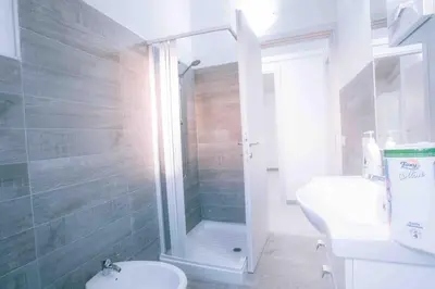 Bagno di Seaside Villa 2BR-1BA. 7 min walk to the beach