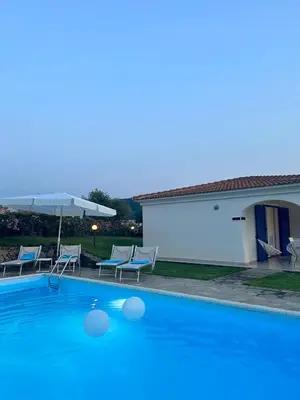 Piscina di VILLA FRANCESCA o nelle vicinanze