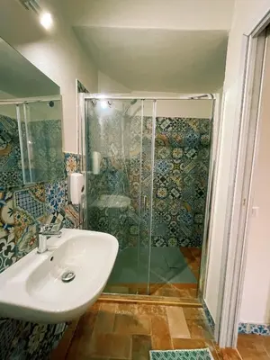 Bagno di LOFT CON USO CUCINA E TERRAZZO PANORAMICO - FORA E' MUROS II - Ammentos Posada