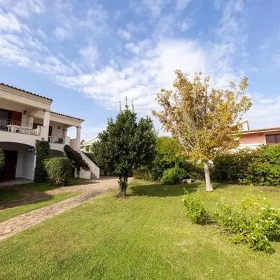 ISA-Apartments with air conditioning and external outdoor space in Budoni