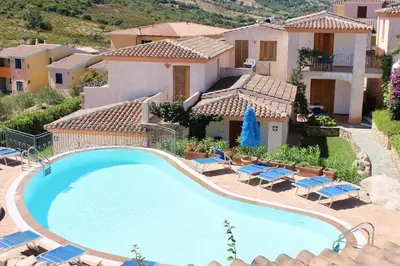 Piscina di ISA-Residence Bouganvillage o nelle vicinanze