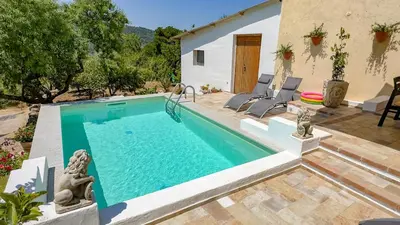 Piscina di Villa Ferulas o nelle vicinanze