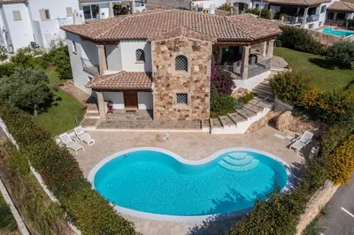Piscina di Villa the Queen o nelle vicinanze