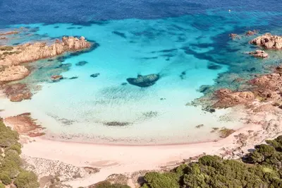 Paesaggio naturale nelle vicinanze dell'aparthotel
