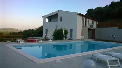 Piscina di B&B Il Mirto di Paola o nelle vicinanze