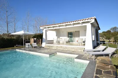 Piscina di Villa Helios o nelle vicinanze