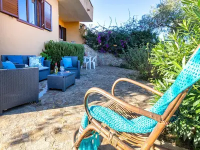 Giardino di Apartment CSB - 9 - Baia de Bahas by Interhome