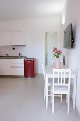 Cucina o angolo cottura di MONOLOCALE STUDIO Zia Make