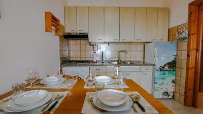 Cucina o angolo cottura di Casa Bentu 'E Mare con vista
