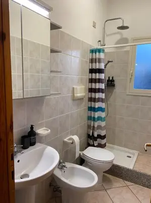 Bagno di Appartamento 32