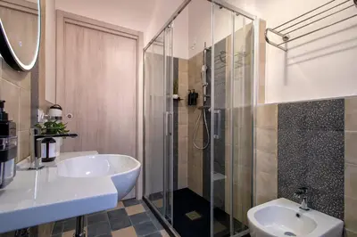 Bagno di Casa Elicriso