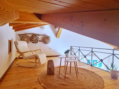 Planimetria di Mikè House- Appartamento con balcone a Sos Alinos