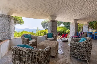 Area soggiorno di VILLA SOS ARANZOS Spiaggia Privata Con JACUZZI