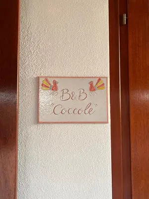 Certificato, attestato, insegna o altro documento esposto da B&BCoccole