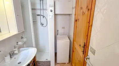Bagno di Appartamento Abba Durke con vista sul mare