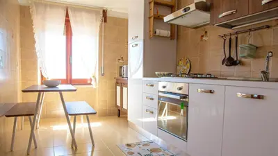 Cucina o angolo cottura di Casa Leo Lungomare Palmasera