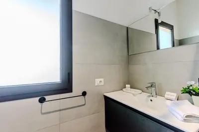 Bagno di Always Traveling Near The City Center - Happy Rentals