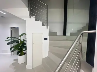 Planimetria di Fully renovated 2BR spacious & stylish Town House - Premium Location