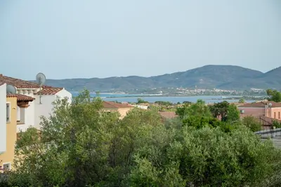 Paesaggio naturale nelle vicinanze della villa
