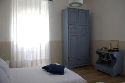 Letto o letti in una camera di Iron-Bridge House, elegant apartment bay front