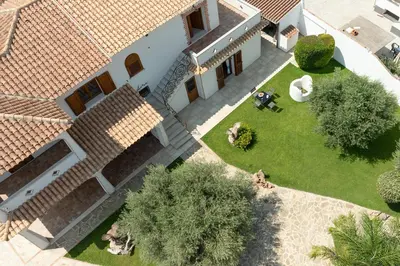 Giardino di Splendida Villa vicino al magico mare di Orosei
