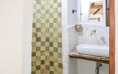 Bagno di Nice Home In Orgosolo With Wifi