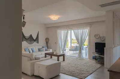 TV o dispositivi per l'intrattenimento presso Villa Blue Sphere with Pool by Wonderful Italy