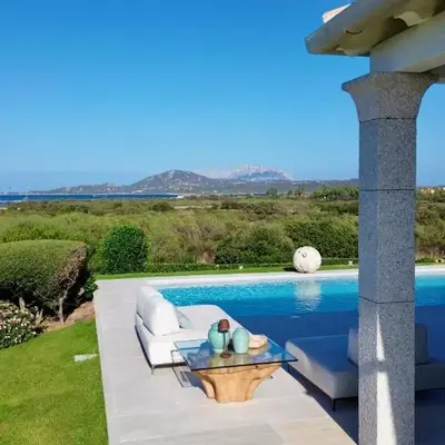 Villa Blue Sphere with Pool by Wonderful Italy