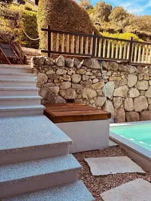Piscina di Isola Sarda Appart NICE o nelle vicinanze
