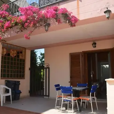 FPO-FIO06PT delizioso bilocale 4 pax con veranda