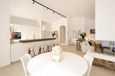 Area soggiorno di Villa Sea Soul - Luxury Seafront Villa with Direct Sea Access