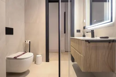 Bagno di Elegant NEW luxe 2BR AZULIS apartment#7 - big terrace - smart check-in - FREE secure parking