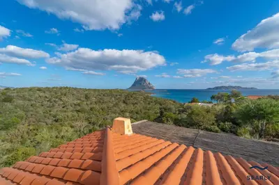 Paesaggio naturale nelle vicinanze della villa