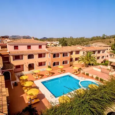 ISA - Residence with swimming-pool in Sos Alinos