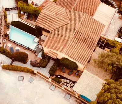 Piscina di Isola Sarda Appart COSY o nelle vicinanze