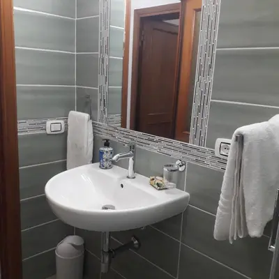 Bagno di Villa Gemma 1 via Donnigheddu 4