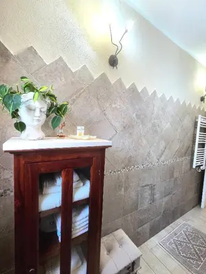Planimetria di Lux Energy Room and Garden