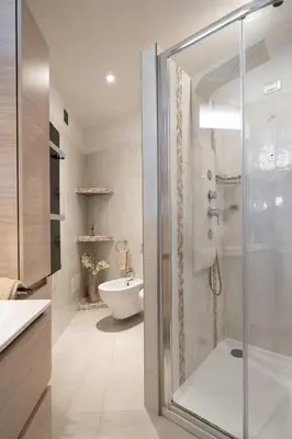 Bagno di Villa Aurazure by Klodge