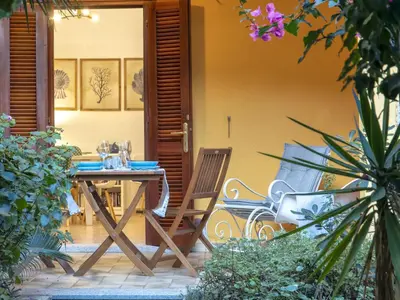 Giardino di Apartment La casa dei Cestini by Interhome