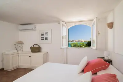 Letto o letti in una camera di Villa Bianca with a heated swimming pool