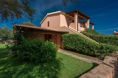 Giardino di San Teodoro Apartments