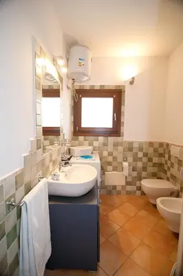 Bagno di Appartamento vicino alla spiaggia -B-