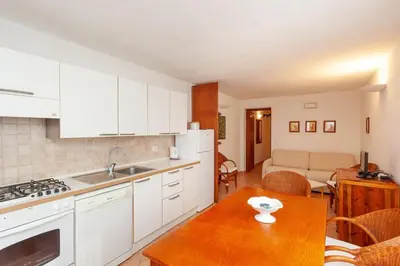 Cucina o angolo cottura di Taverna Perla Marina 4