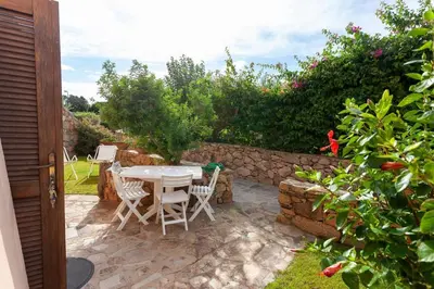 Giardino di Taverna Perla Marina 4