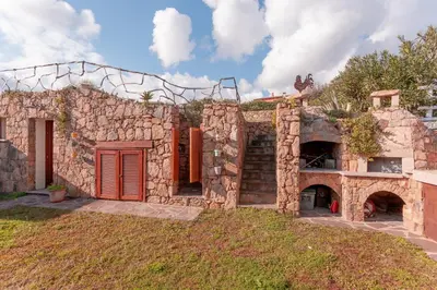 Edificio in cui si trova la villa